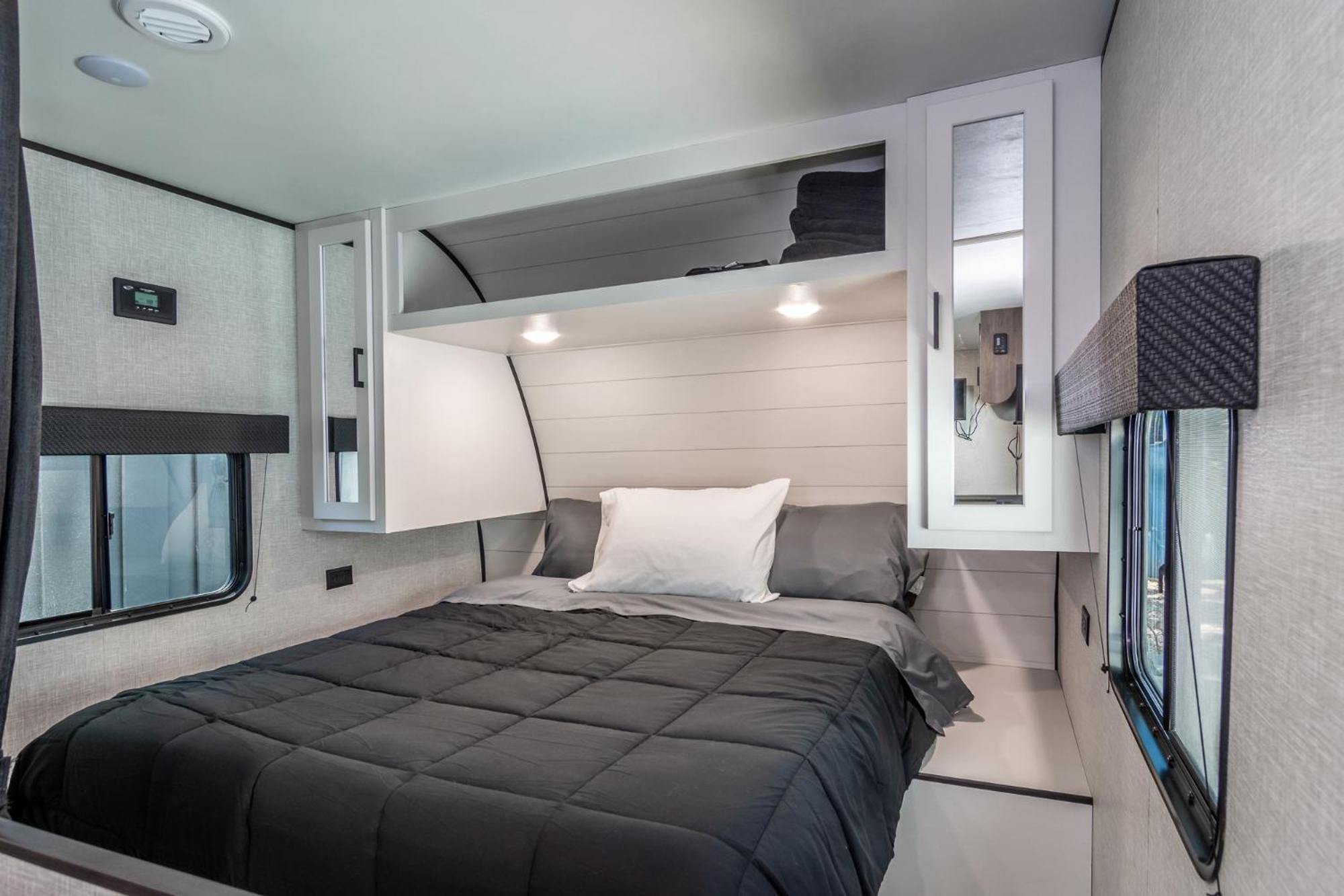 Chic Rv Retreat, Stunning Yard In Roseburg 호텔 외부 사진