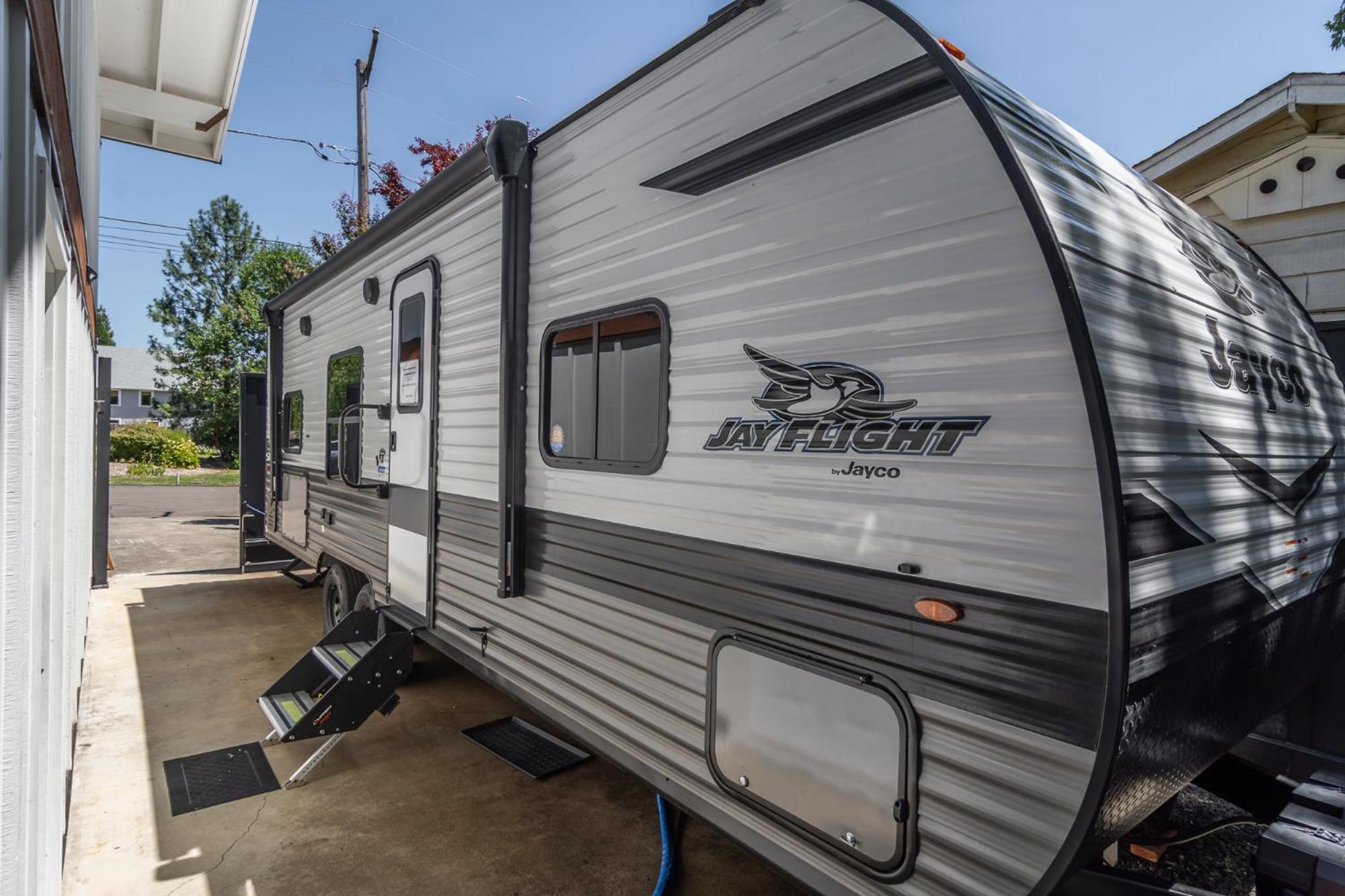 Chic Rv Retreat, Stunning Yard In Roseburg 호텔 외부 사진